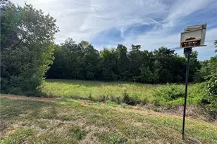 3853 Tonsley Pl, High Point, NC 27265 - Photo 17