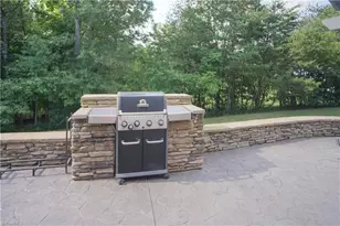4617 Dry Creek Ct, High Point, NC 27265 - Photo 31