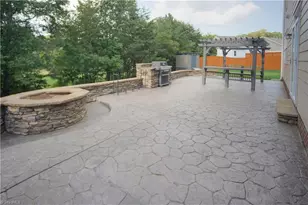 4617 Dry Creek Ct, High Point, NC 27265 - Photo 33