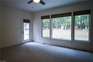 6012 Thistle Trce, Greensboro, NC 27410 - Photo 17