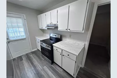 2413 Robbins Street, High Point, NC 27263 - Photo 9