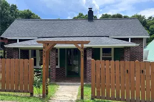 435 Lawrence St, Eden, NC 27288 - Photo 3