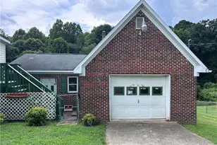 435 Lawrence St, Eden, NC 27288 - Photo 19