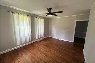 4403 Edgemore Rd, Greensboro, NC 27455 - Photo 13