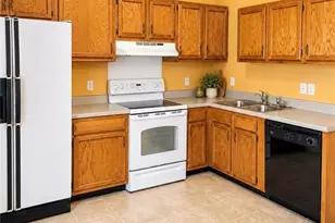 3212 Westbury Dr, Jamestown, NC 27282 - Photo 5