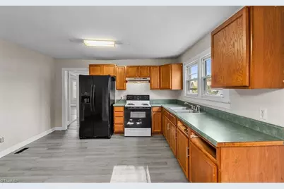 410 Millikan Drive, Asheboro, NC 27203 - Photo 11