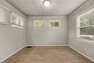 1900 Independence Rd, Greensboro, NC 27408 - Photo 15