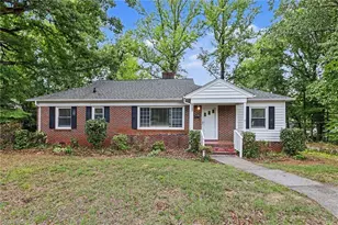 1900 Independence Rd, Greensboro, NC 27408 - Photo 9
