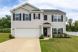 174 Culloden Dr, Mocksville, NC 27028 - Photo 3