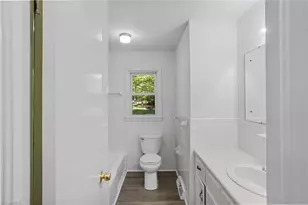 324 Stewart Rd SE, Winston-Salem, NC 27107 - Photo 7