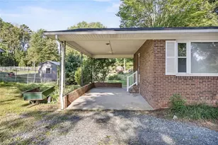 324 Stewart Rd SE, Winston-Salem, NC 27107 - Photo 11