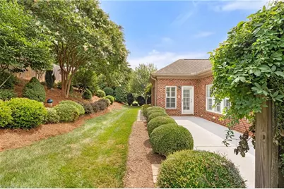 5551 Foxgate Circle, Winston-Salem, NC 27106 - Photo 33