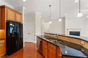 5551 Foxgate Cir, Winston-Salem, NC 27106 - Photo 13