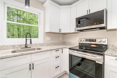 14 Creekstone Court, Greensboro, NC 27407 - Photo 9