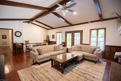 137 Breckindale Circle, Winston-Salem, NC 27104 - Photo 9