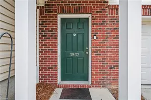 3932 Tarrant Trace Cir, High Point, NC 27265 - Photo 3