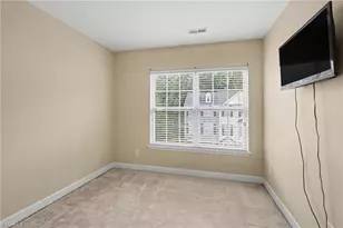 3932 Tarrant Trace Cir, High Point, NC 27265 - Photo 21