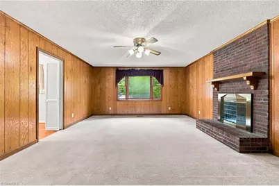 2905 Shamrock Drive, Greensboro, NC 27408 - Photo 3