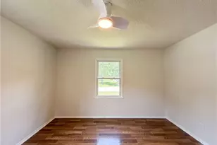 800 Edinburgh Dr, Jamestown, NC 27282 - Photo 15