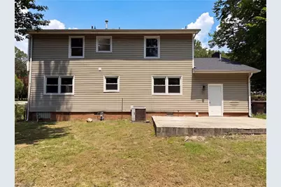 800 Edinburgh Drive, Jamestown, NC 27282 - Photo 5
