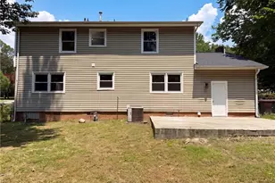 800 Edinburgh Dr, Jamestown, NC 27282 - Photo 5