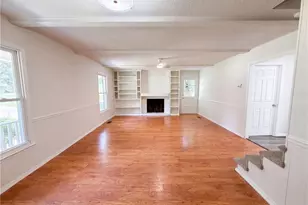 800 Edinburgh Dr, Jamestown, NC 27282 - Photo 3