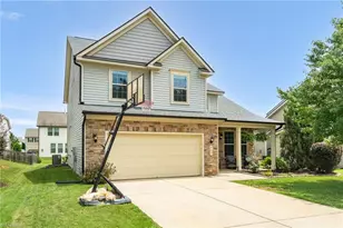 403 Fairway Dr, Mebane, NC 27302 - Photo 3