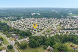 403 Fairway Dr, Mebane, NC 27302 - Photo 39