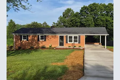 220 Kerner Knolls Drive, Kernersville, NC 27284 - Photo 1