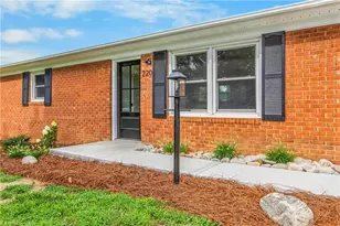 220 Kerner Knls Dr, Kernersville, NC 27284 - Photo 5