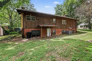 1211 E Willowbrook Dr, Burlington, NC 27215 - Photo 27