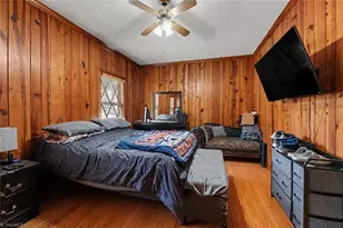 1211 E Willowbrook Dr, Burlington, NC 27215 - Photo 7