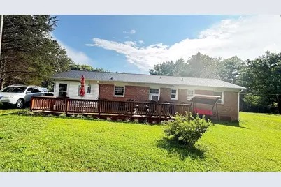 110 Sarah Street, Mount Airy, NC 27030 - Photo 5