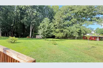 110 Sarah Street, Mount Airy, NC 27030 - Photo 7