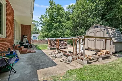305 Hilltop Drive, Lexington, NC 27292 - Photo 21