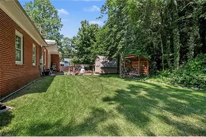 305 Hilltop Drive, Lexington, NC 27292 - Photo 23