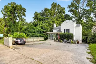 1806 Walker Ave, Greensboro, NC 27403 - Photo 7