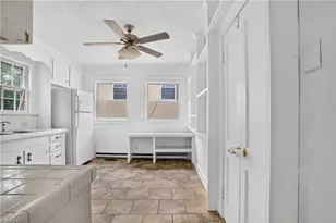 1806 Walker Ave, Greensboro, NC 27403 - Photo 11