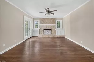 1806 Walker Ave, Greensboro, NC 27403 - Photo 19