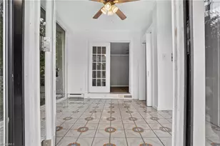 1806 Walker Ave, Greensboro, NC 27403 - Photo 9
