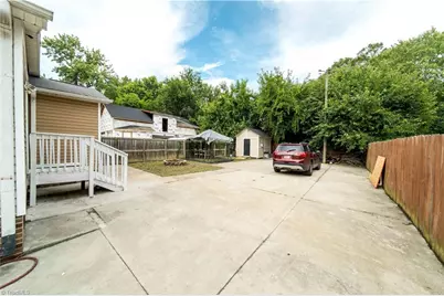 1021 Asheboro Street, High Point, NC 27260 - Photo 5
