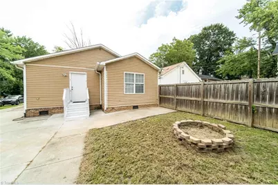 1021 Asheboro Street, High Point, NC 27260 - Photo 3