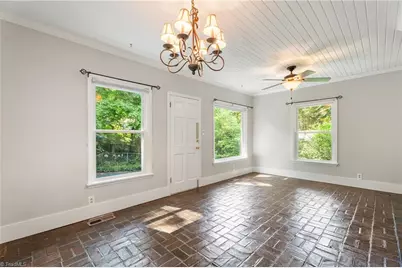 406 S Cliffdale Drive, Winston-Salem, NC 27104 - Photo 15