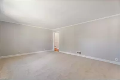 406 S Cliffdale Drive, Winston-Salem, NC 27104 - Photo 9