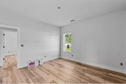 816 Vail Avenue, High Point, NC 27260 - Photo 17