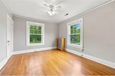 901 Fairmont Street, Greensboro, NC 27401 - Photo 31