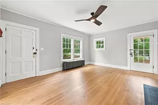 901 Fairmont St, Greensboro, NC 27401 - Photo 9