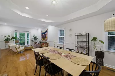 8 Elm Grove Way, Greensboro, NC 27405 - Photo 13