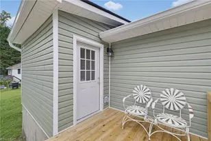 848 Clarkway Ave, Eden, NC 27288 - Photo 25