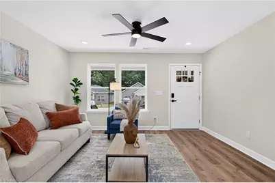 733 Meadowgreen Village Drive, Eden, NC 27288 - Photo 5